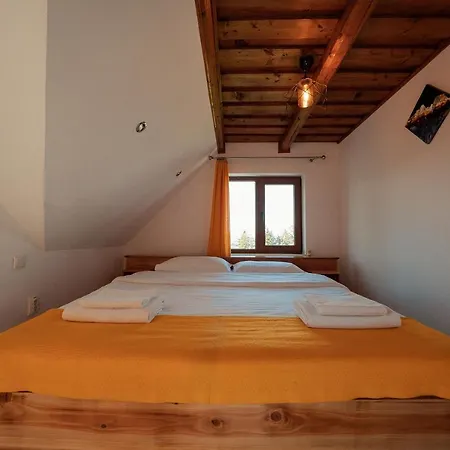 Tihuta Retreat Piatra Fantanele